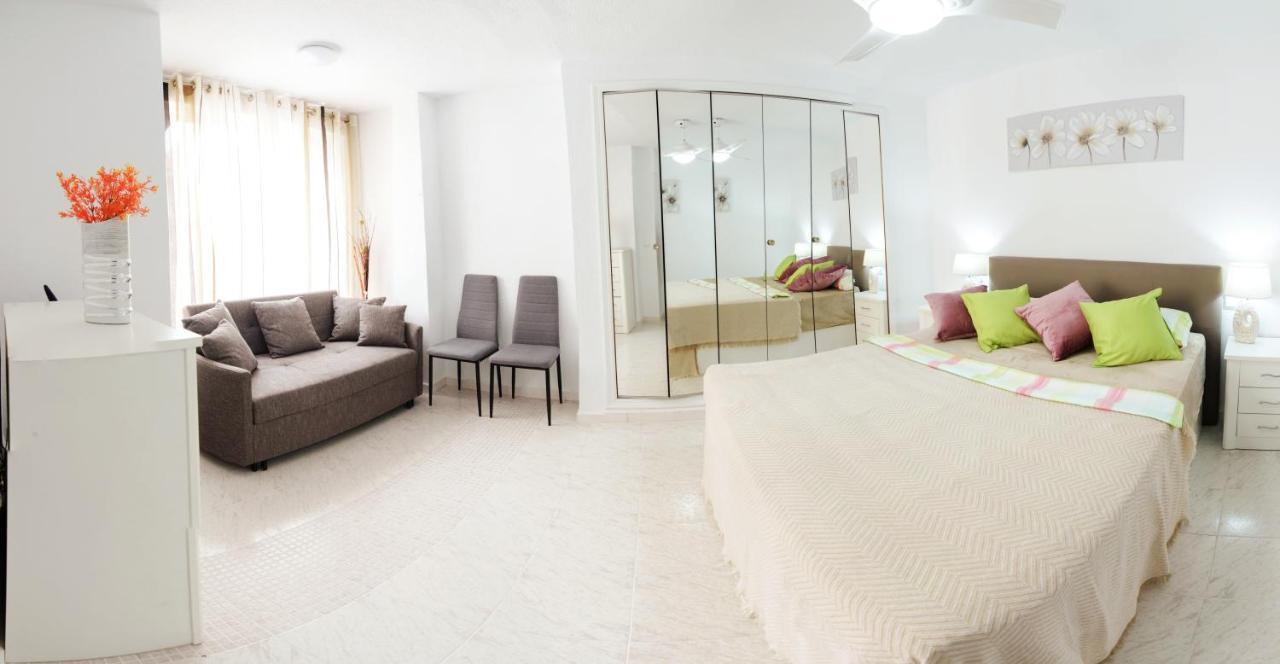 Holiday Suite Playa Del Cura Torrevieja Exterior photo